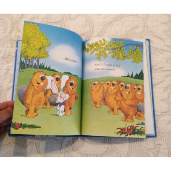 Dr Seuss Beginner Book It's Not Easy Being A Bunny In New Condition Hardcover - Picture 4 of 9